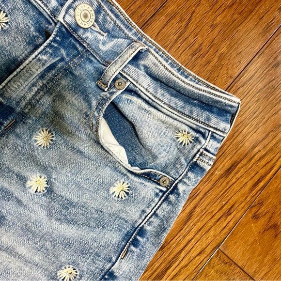 American Eagle Outfitters Shorts | Daisy denim shorts - Picture 2 of 4